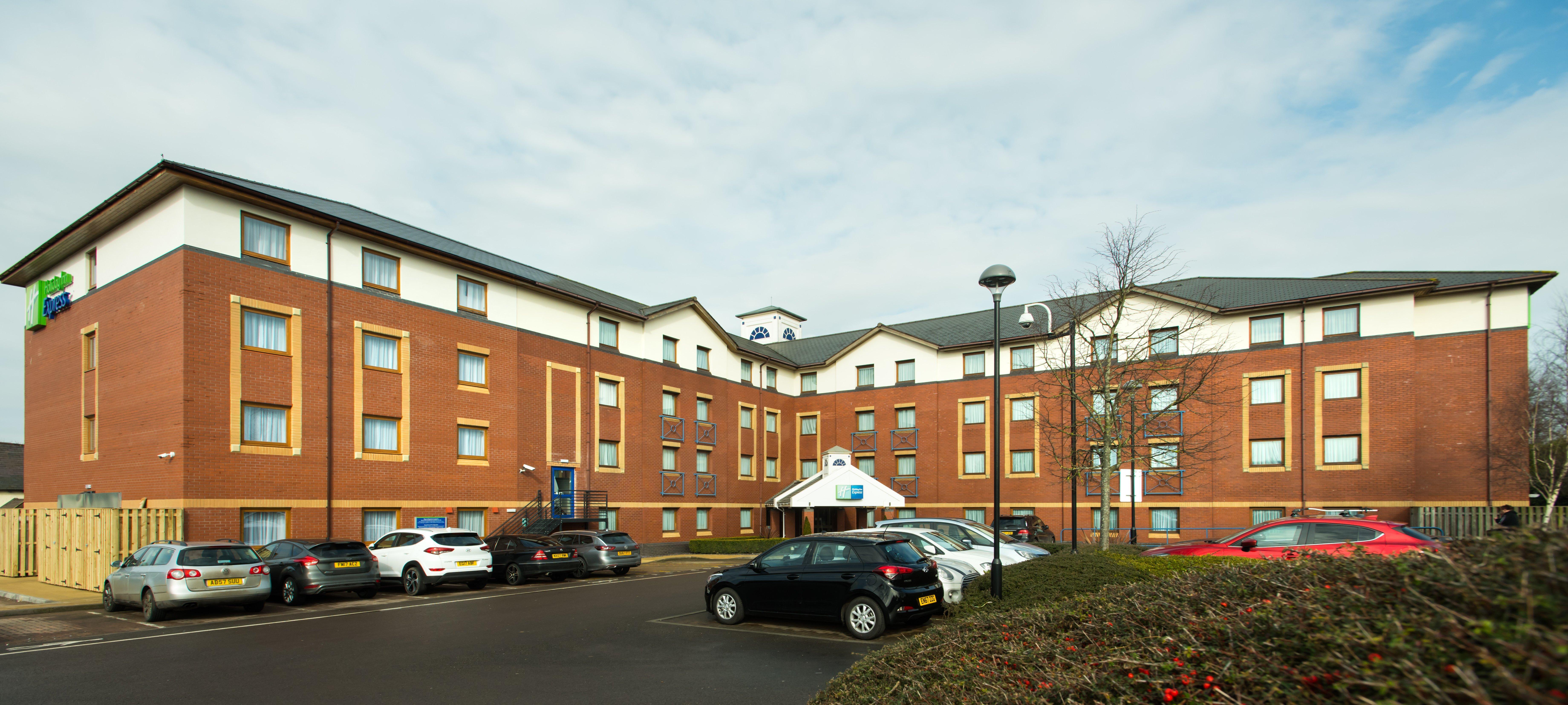 Holiday Inn Express Bristol Filton, An Ihg Hotel Экстерьер фото